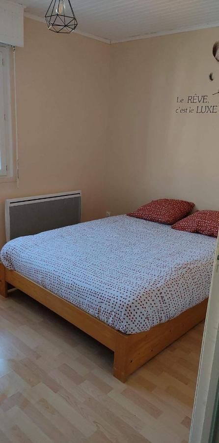 Appartement 2 Chambres Spacieuses Avec Terrasse Brouckerque Bagian luar foto